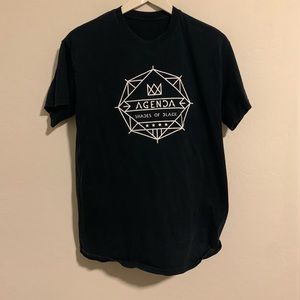 Agenda trade show black tee